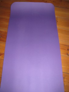 Paars yoga-matje